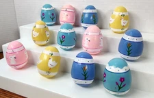 Lillian Veron VTG 1987 #405500 Hand Painted 12 Colorful Wooden Easter Decor NOS