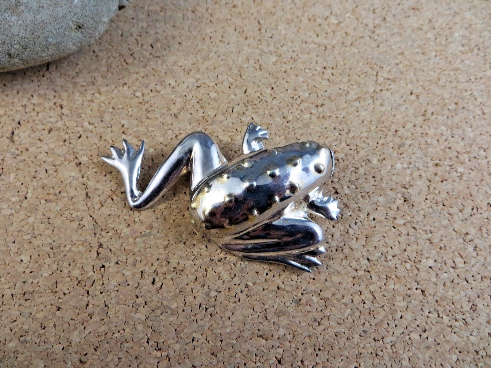 Large Vintage 925 Sterling Silver Leaping Frog Pi… - image 4