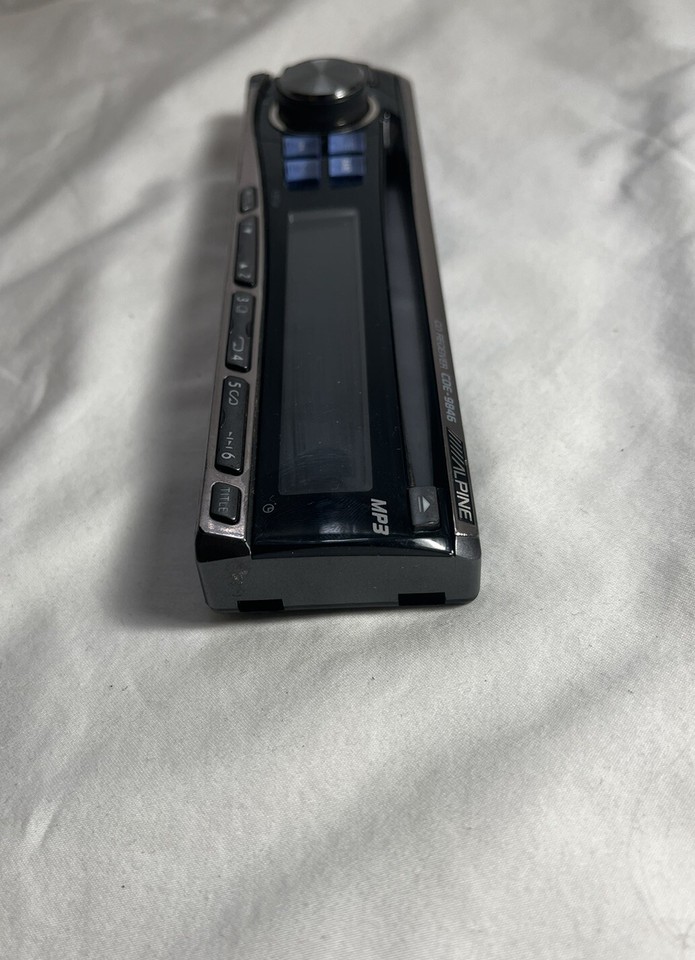 Vintage ALPINE CD Player Receiver Car radio MP3 cde9846 FACEPLATE ONLY