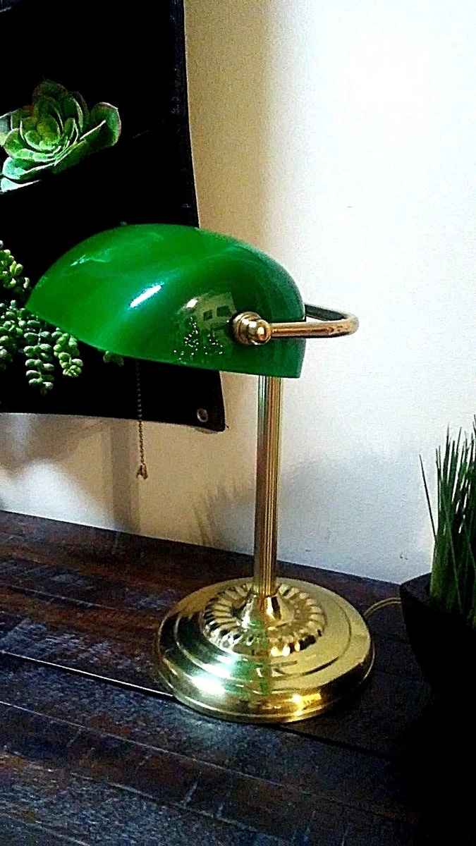 Vintage Kelly Green Library Lamp Desk Lamp Scoop Shade Gold NICE