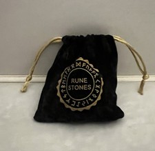 Lot de 25 pierres runes noires polies avec sacoche