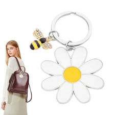 Personalised Daisy Bee Pendant Keyring Cute Flower Keychain Metal Gift