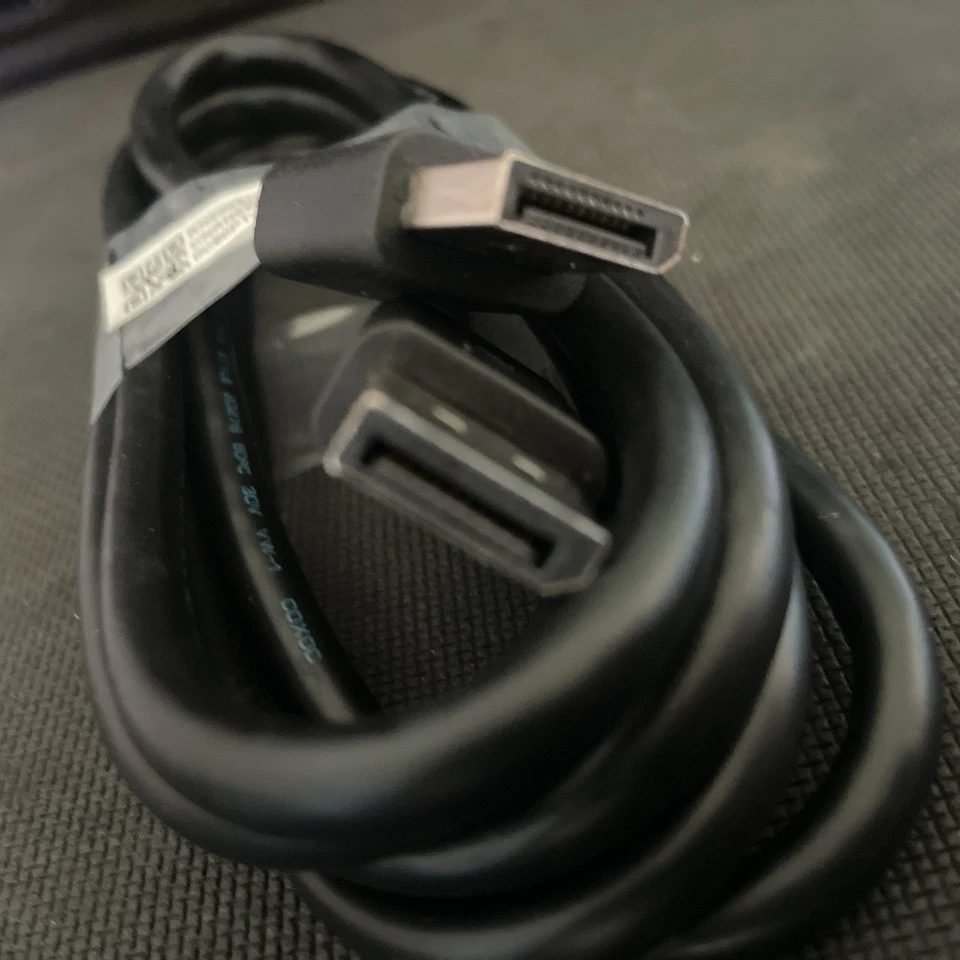 DELL BizLink Display Port Cable RN698-DA1R / RN698-DA10-9C6, NEW, Plug and play  - Image 3 of 3