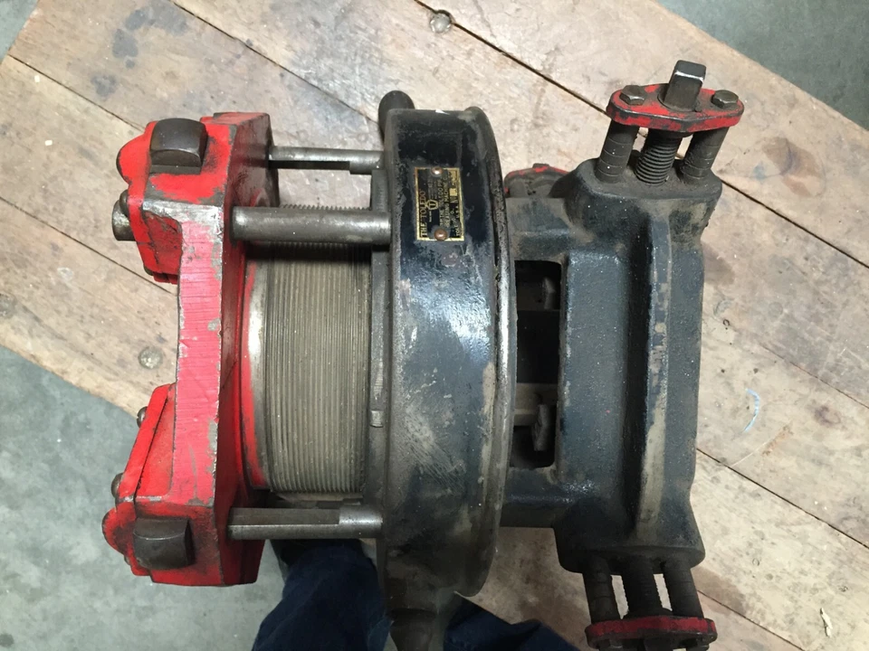 Toledo-Beaver 25-BR Pipe Threader. 2 1/2” - 6”. Works. With Dies.   - Image 2 of 4