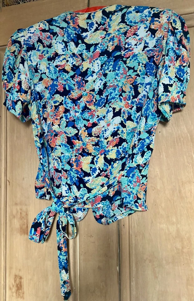 True Vintage 1940's Floral Natural Crepe De Chine Blouse 44" Bust 35" Waist - Image 4 of 4