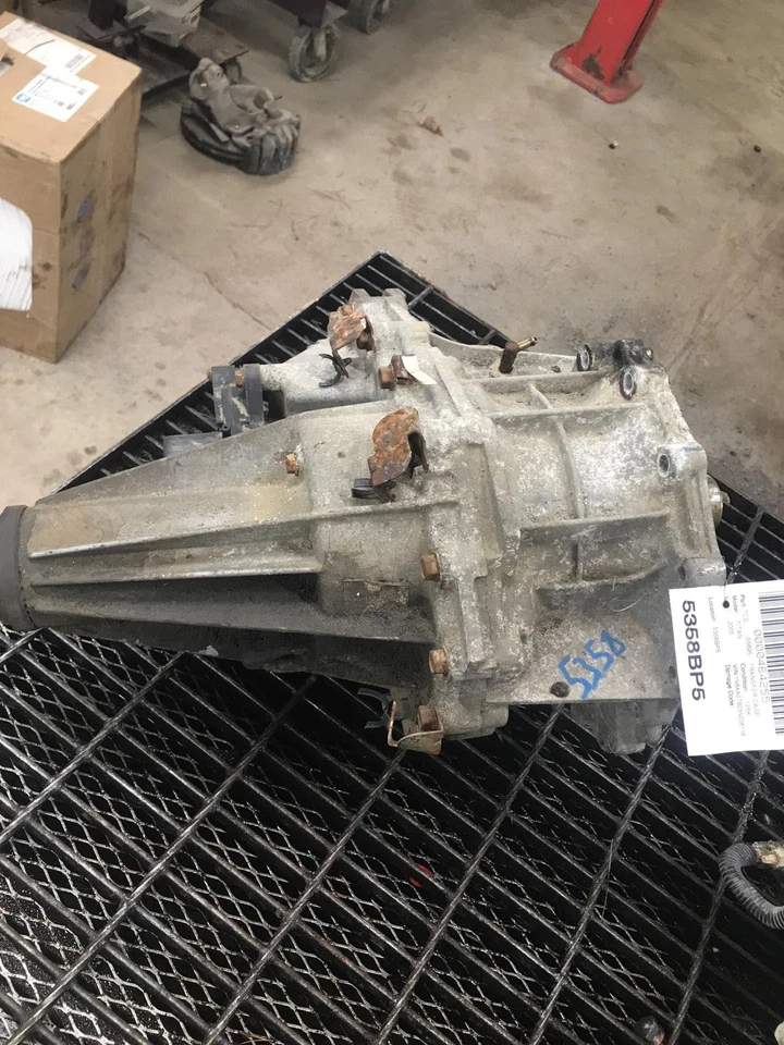 05 NISSAN TITAN Transfer Case Foto 3 de 3
