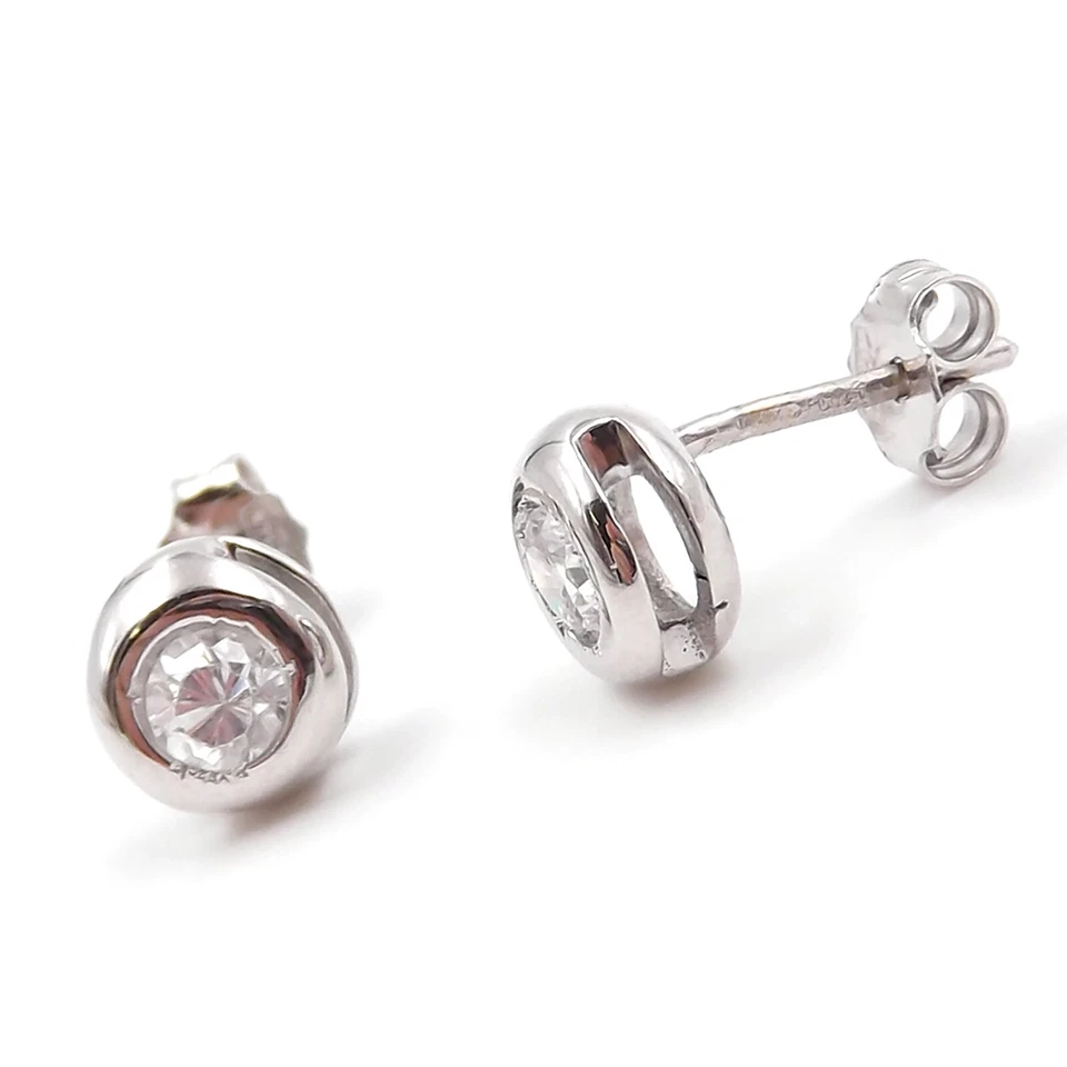 Orecchini in oro bianco 18 kt da uomo donna punto luce a bottone lobo anallergic - Immagine 2 di 4