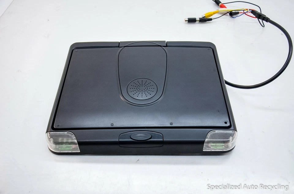 XO VISION OVERHEAD TV SCREEN MONITOR MODEL GX1042 SCREEN ONLY TESTED - Image 3 of 4