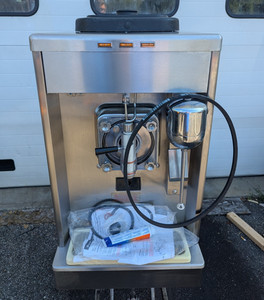Taylor 340 -27 Frozen Drink Margarita Milkshake Slush Machine Refurbished