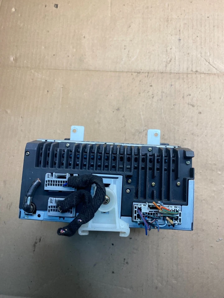 Reproductor de CD Lincoln Town Car RDS 2003-2005 radio AM/FM U1796 DG Foto 3 de 4