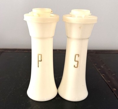 NOS VINTAGE TUPPERWARE Hourglass White & Gold Salt & Pepper Shakers 718 6 