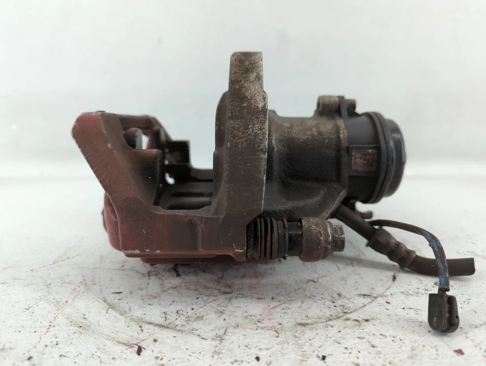 Pinza de freno delantero izquierdo bmw 550i 2011-2016 VDT48 Foto 3 de 4