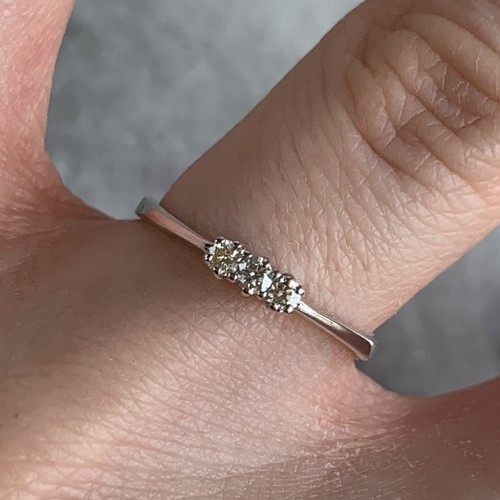 Diamond Trilogy Ring 18ct 750 White Gold - Size L - 第 1/9 張圖片
