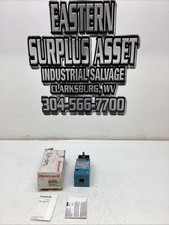 Honeywell Micro Switch Heavy Duty Limit Switch LSYMB6D NIB
