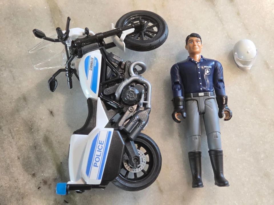 German Made Bruder bworld 62731 Ducati Scrambler w/Policeman - Brand New - Mint - Image 2 of 4