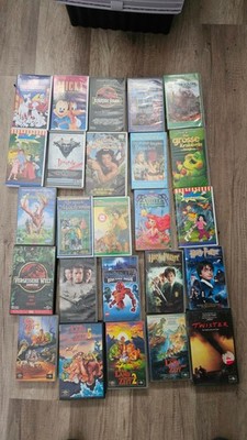 VHS Sammlung verschiedene Genre Kinderfilme Horrorfilme retro Filme