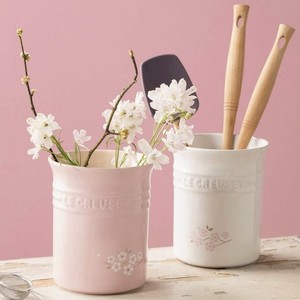 スパチュラクロック　ユーテンシル　桜　白sakula ル・クルーゼ　海外限定 スパチュラクロック ユーテンシル 桜 白sakula ル・クルーゼ