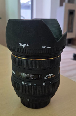 Sigma 24-70 mm - F2.8 -  DG EX HSM - 82 mm Filtergewinde - Nikon F Anschluss