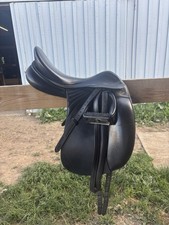 18  Prestige Milan Dressage Saddle
