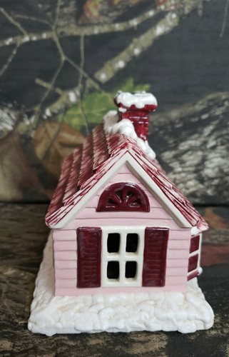 Christmas Village Candy House Collectible DD - Picture 4 of 7