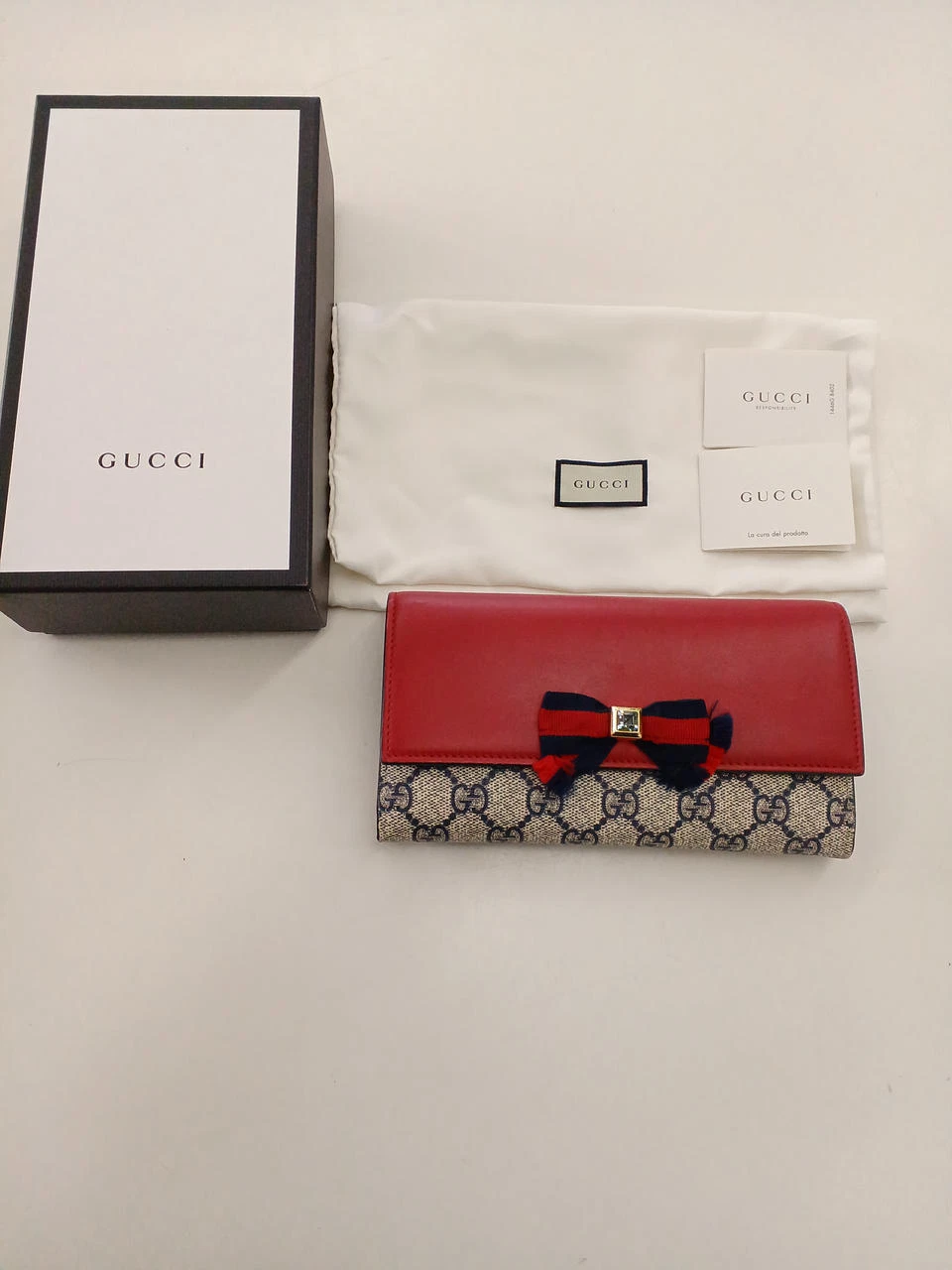 Portefeuille GUCCI GG Supreme ruban 7,4 pouces