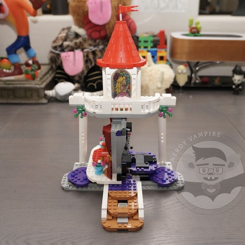 LEGO Super Mario Peach’s Castle 71408 | Interactive Castle Throne Room Build - Picture 6 of 14