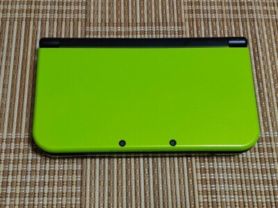 New Nintendo 3DS XL LL lime Black Console Stylus Working Tested