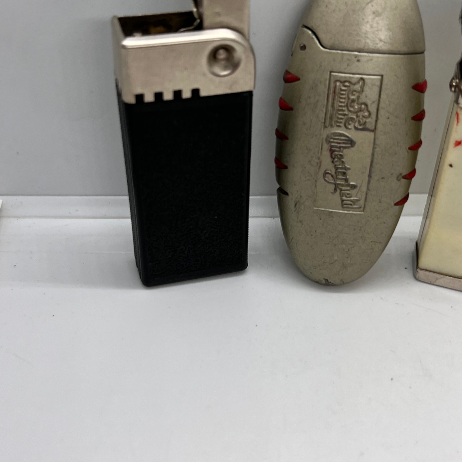 Picture 3 of 24
