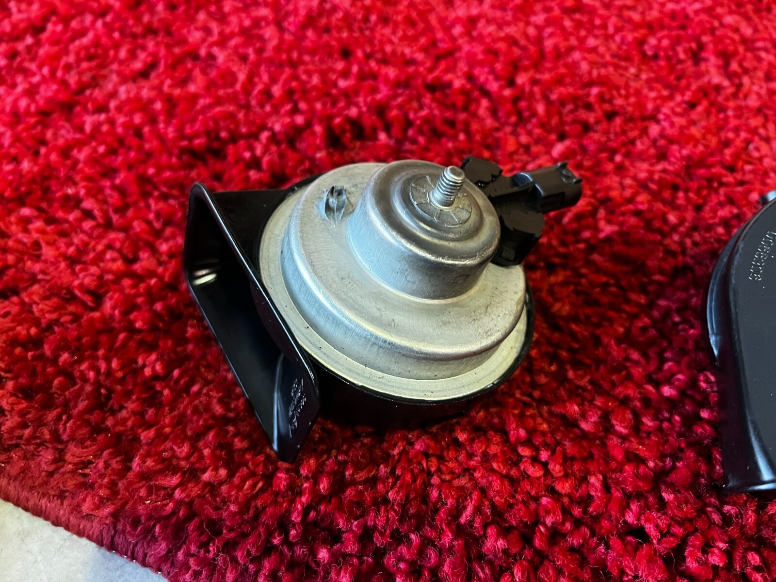 BMW E90 E92 E84 E82 FRONT LEFT & RIGHT HIGH LOW PITCH HORN SIREN SET OEM 118K /B eBay