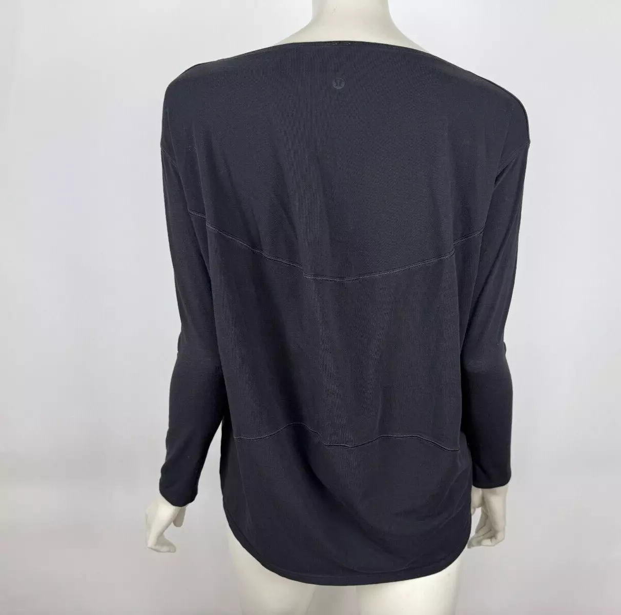 lululemon back in action long sleeve stretch lightweight top gym shirt
