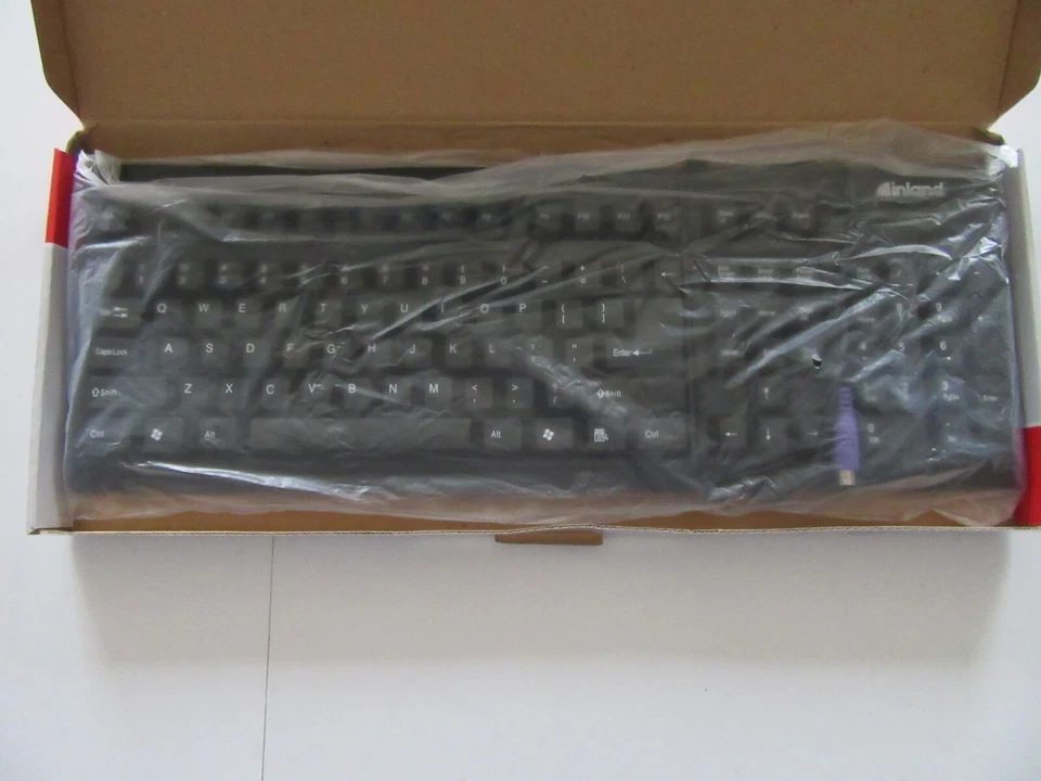 NIP Inland Windows 107 Key PS/2 Keyboard Quiet Type Spill Proof MC855718 - Image 3 of 4