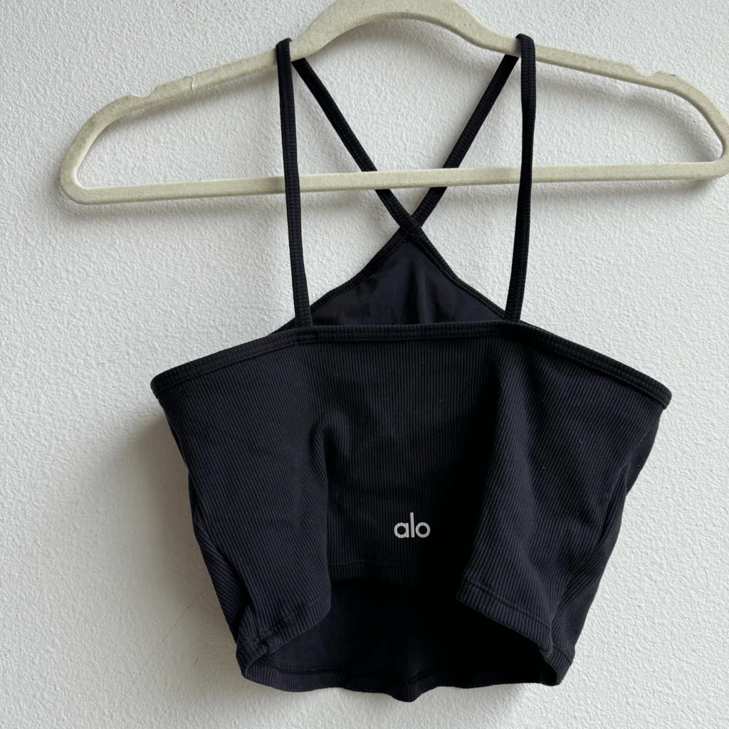 alo-yoga goddess ribbed t strap halter crop long line tank-bra