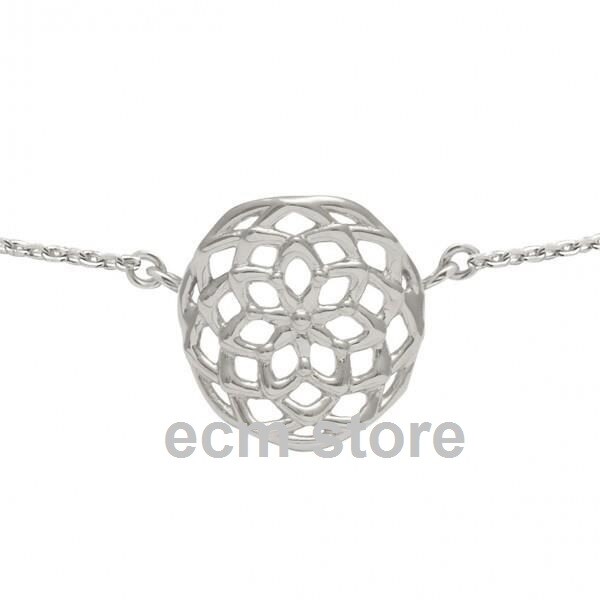 Bracelet Dahlia en or blanc : le bijou idéal pour sublimer vos tenues du quotidien