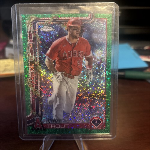 2025 Topps Holiday Chrome Mike Trout #HC50 Green Sparkle Refractor /99
