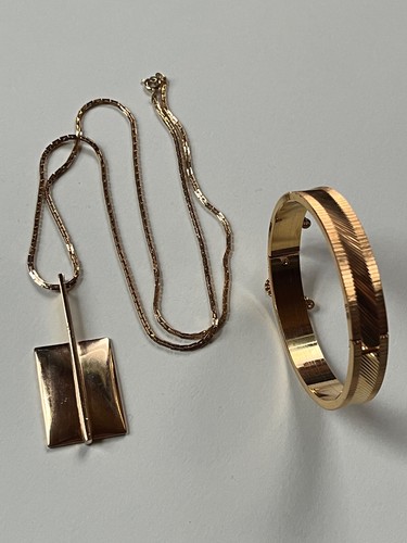 Vintage Lot of W. Germany Marked Nice Etched Goldtone Hinged Bracelet & Long - Picture 4 of 10