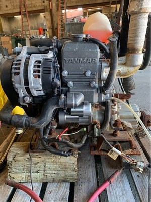 2022 Yanmar 2YM15 ,  Marine Diesel Engine 14 hp , 2.62 km2p-1 transmission. .