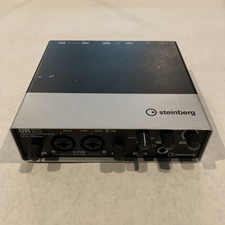 Steinberg UR22 USB Audio Interface 24-bit/192kHzD-PREMIDI 2-Channel Silver Black