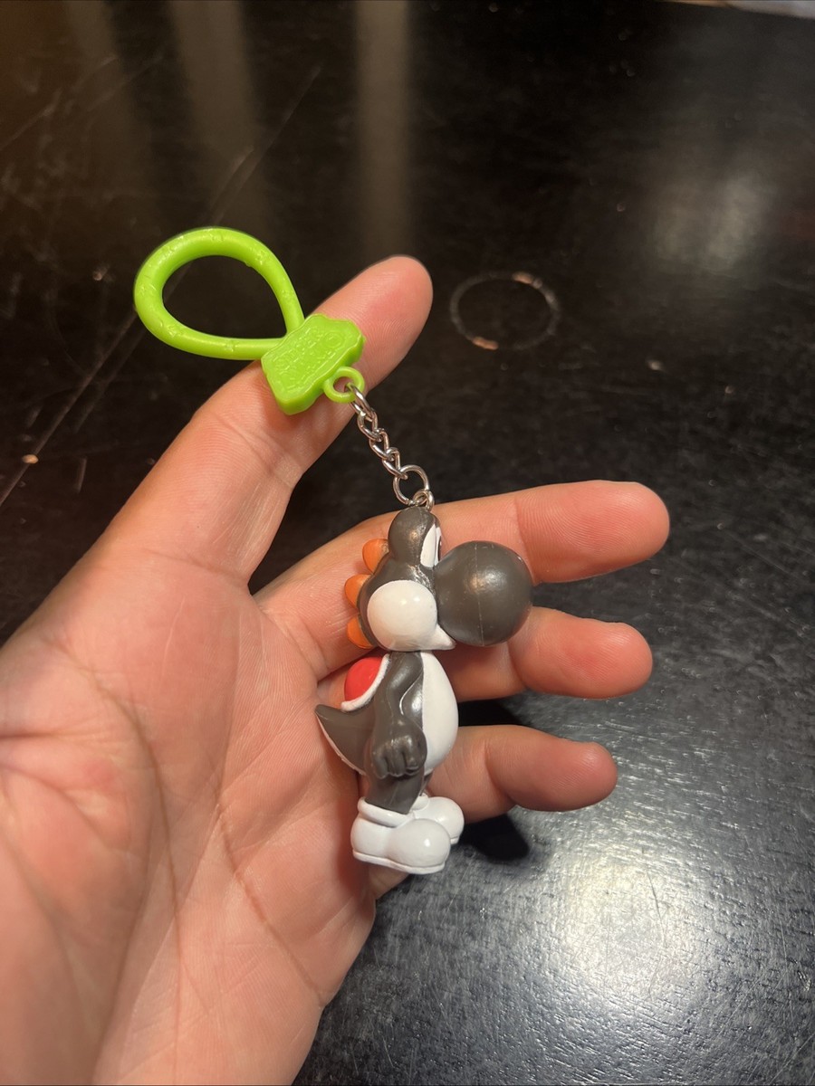 Nintendo Super Mario Backpack Buddies Black Yoshi Keychain Clip