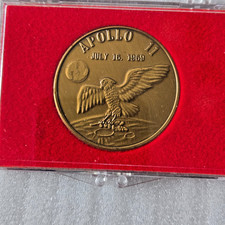 Apollo 11 1969 Bronze Medallion NASA Moon Landing Souvenir Original Case