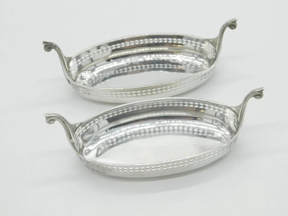 Par de salinas antiguas de plata esterlina con forma de barco vikingo novedad 1927 decoración Foto 3 de 4