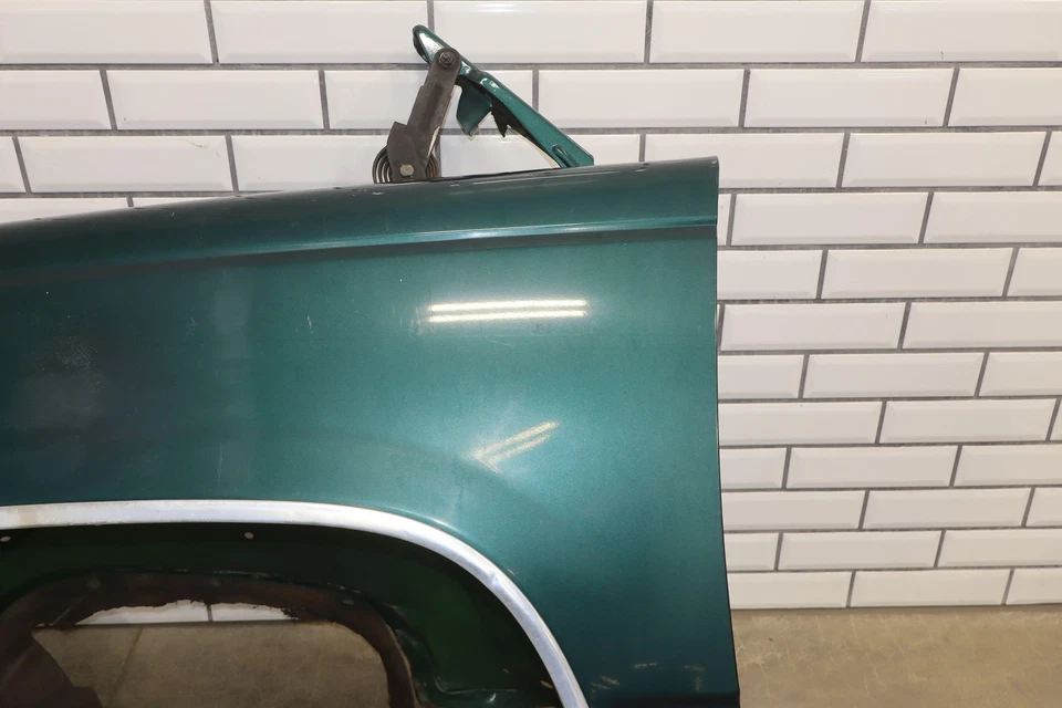 1988-1998 Chevy GMC C/K Pickup SUV GMT400 Left OEM Fender (Emerald Green 43U) Foto 4 de 4