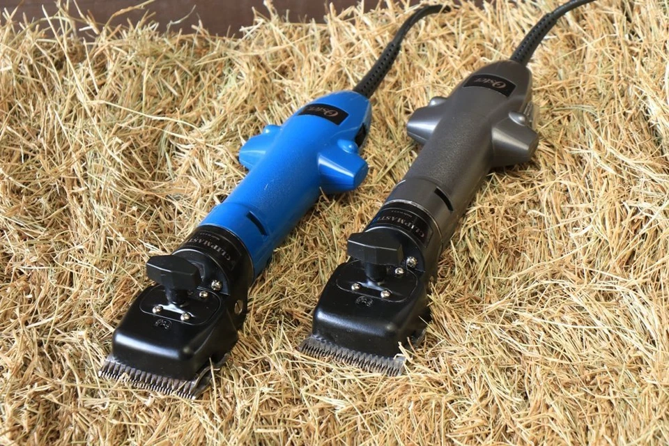 Cortapelos Oster CLIPMASTER velocidad variable 120/220v EW510 78150 titanio 78511-226 Foto 2 de 4