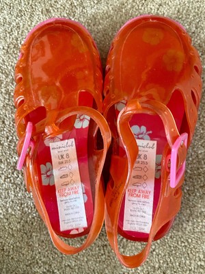 girls red jelly shoes