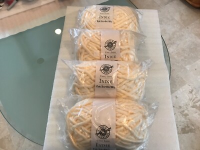 Loops & Threads Indie Yarn White/Blanc 87 Yards 6 Super Bulky 35oz Acrylic 1 skn