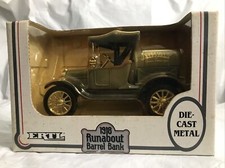 ERTL 1918 Ford Runabout Barrel Bank 1/25 Scale Die Cast Metal Locking Coin Bank