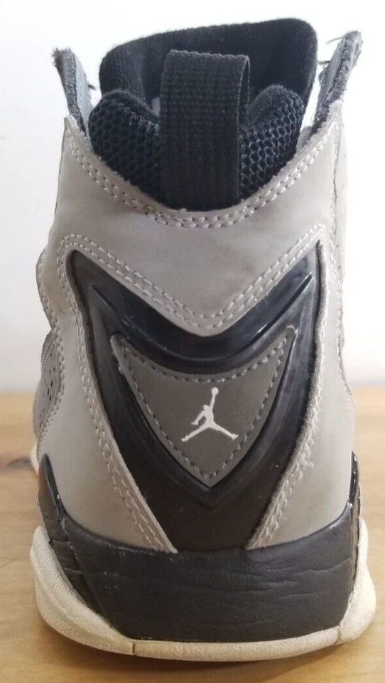 Jordan True Flight Cool Gris Talla 9 342964-025 Foto 2 de 4
