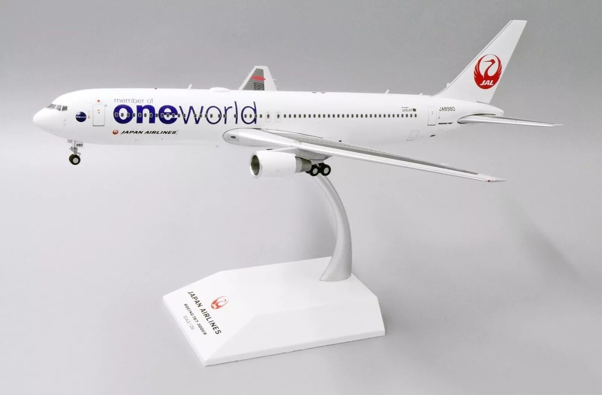 JCWings JAL 日本航空 B767-300 JA8980 1/200 JC WINGS 1/200 JAL Boeing 767-300 JA8980 EW2763003 Finished