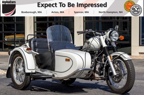 2015 Ural Retro Classic White Gloss