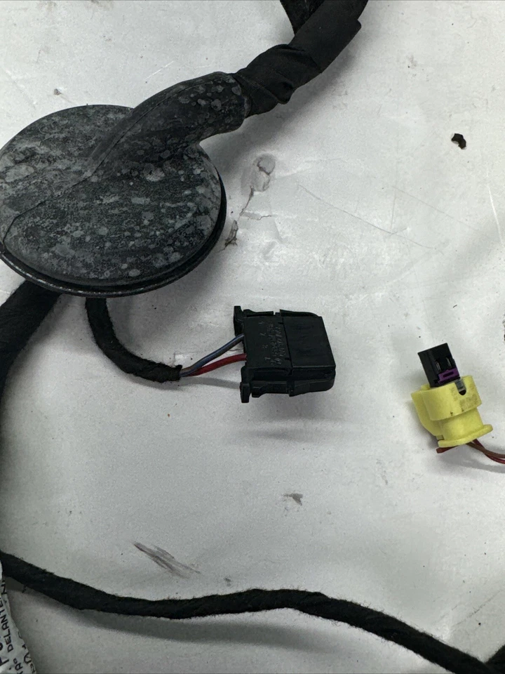 Arnés de cables para puerta delantera derecha Volkswagen Jetta 2016-2018 5CU971121AB OEM Foto 4 de 4