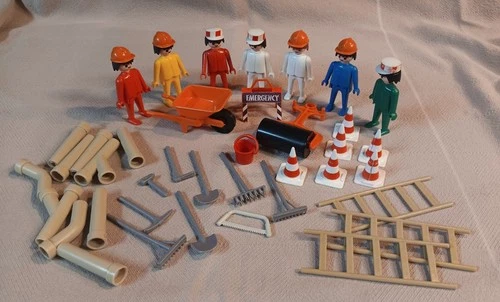 Vintage 1974 Playmobil Geobra Construction Set Pieces & 7 Dolls
